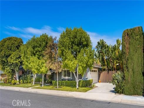 700 N Westwood   Place, Anaheim, CA