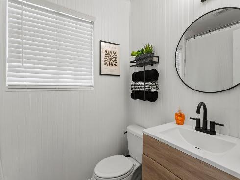 400 N Syracuse , Anaheim, CA