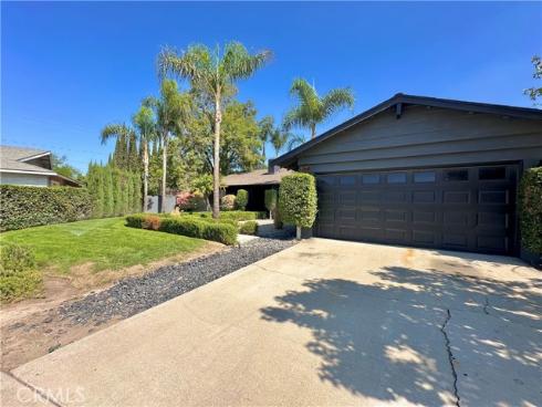 2641 E Paladin Ave , Anaheim, CA