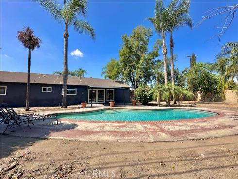 2641 E Paladin Ave , Anaheim, CA