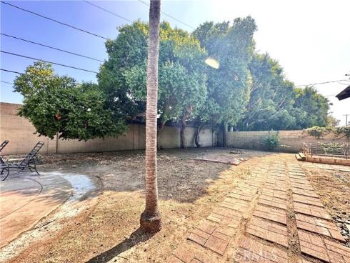 2641 E Paladin Ave , Anaheim, CA