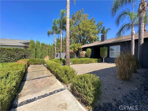 2641 E Paladin Ave , Anaheim, CA