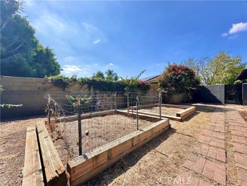 2641 E Paladin Ave , Anaheim, CA