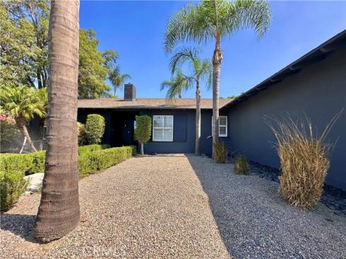 2641 E Paladin Ave , Anaheim, CA