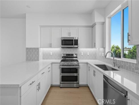 2211 W Orange , Anaheim, CA