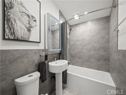 2533 W Chanticleer , Anaheim, CA