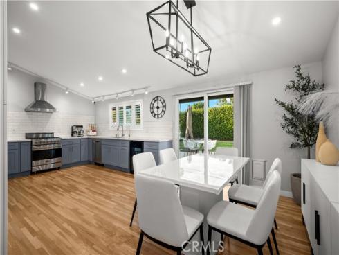 2533 W Chanticleer , Anaheim, CA