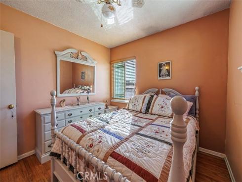 605 N La Reina  , Anaheim, CA