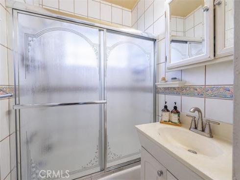 605 N La Reina  , Anaheim, CA