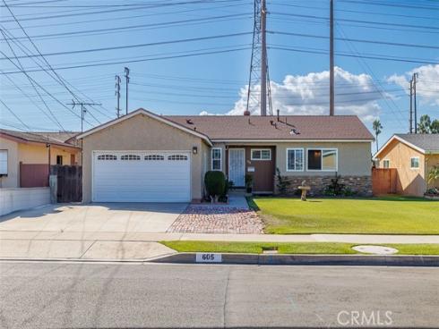 605 N La Reina  , Anaheim, CA