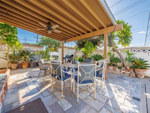 605 N La Reina  , Anaheim, CA