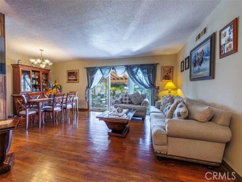 605 N La Reina  , Anaheim, CA