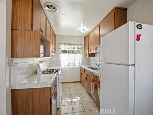 3131 W Polk Avenue, Anaheim, CA