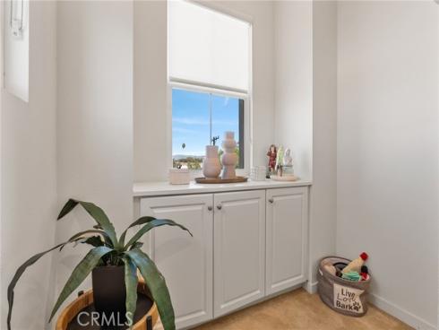 390 N Bellarose  , Anaheim, CA