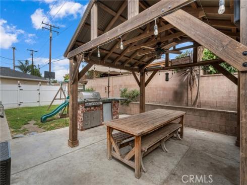 1006 N Hampton , Anaheim, CA