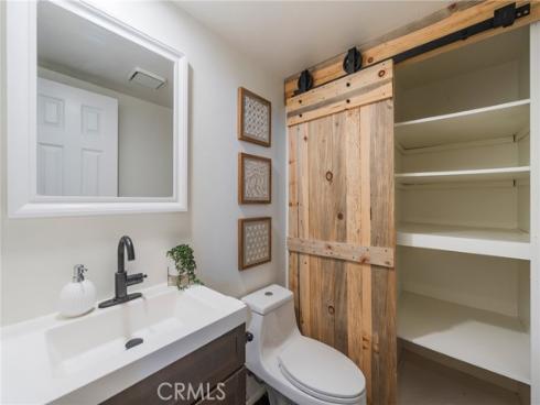 1854 W Falmouth  3  Avenue, Anaheim, CA