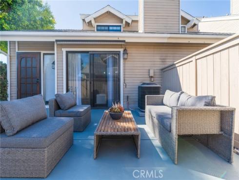 1854 W Falmouth  3  Avenue, Anaheim, CA