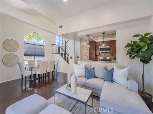 1854 W Falmouth  3  Avenue, Anaheim, CA