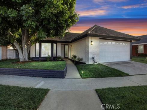 4568 E. Meadowhill Avenue