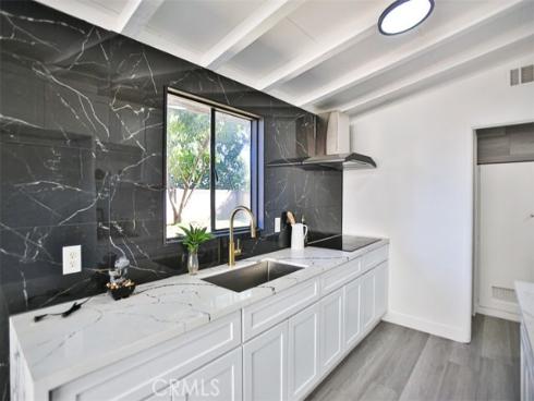 2540 W Picadilly   Way, Anaheim, CA