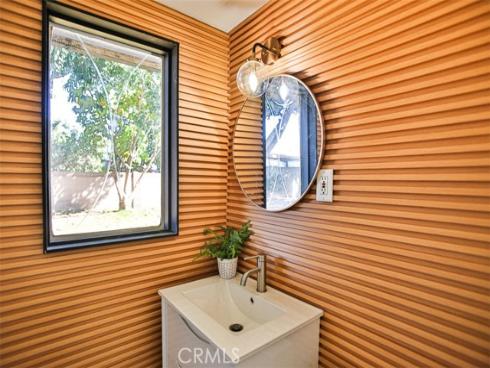 2540 W Picadilly   Way, Anaheim, CA