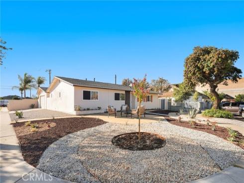 1313 N Crestlane   Place, Anaheim, CA