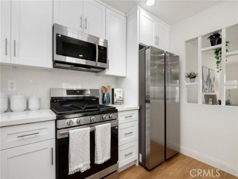 1313 N Crestlane   Place, Anaheim, CA