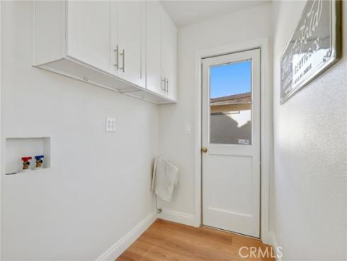 1313 N Crestlane   Place, Anaheim, CA