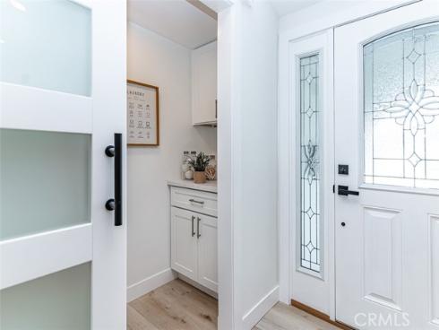 1350 S Ashington , Anaheim, CA