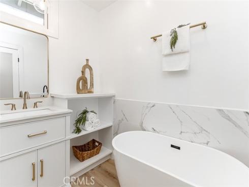 1350 S Ashington , Anaheim, CA