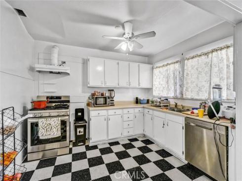 833 S Lemon Street, Anaheim, CA