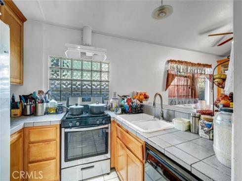 833 S Lemon Street, Anaheim, CA