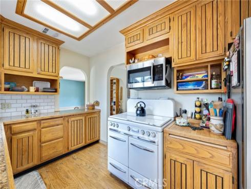 947 N Alamo Street, Anaheim, CA