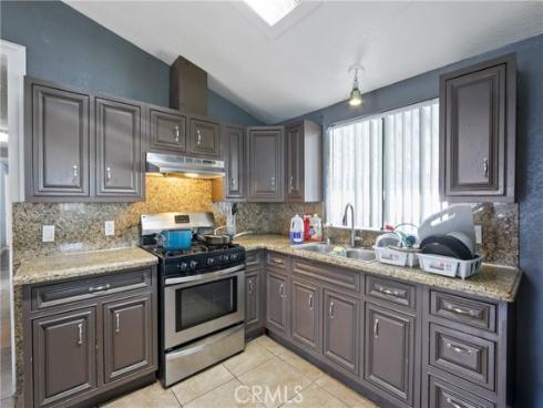 320 N Park Vista #26  , Anaheim, CA