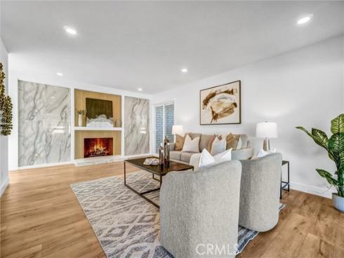 2131 W Niobe Avenue, Anaheim, CA