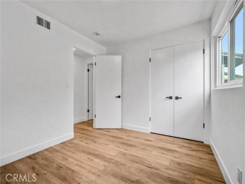 2131 W Niobe Avenue, Anaheim, CA