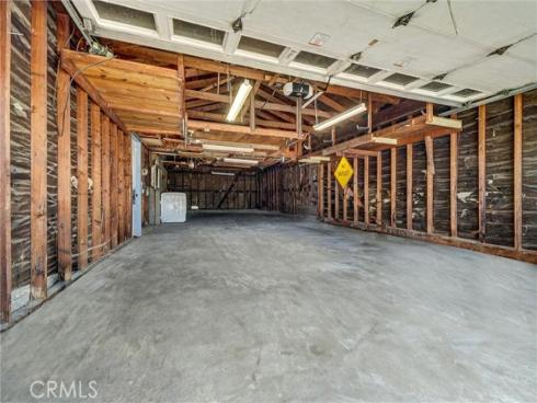 2131 W Niobe Avenue, Anaheim, CA