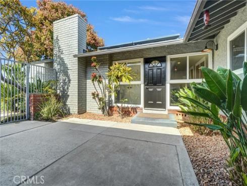 2131 W Niobe Avenue, Anaheim, CA