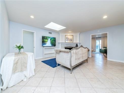 127 W Cliffwood Avenue, Anaheim, CA