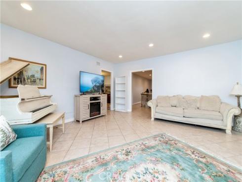 127 W Cliffwood Avenue, Anaheim, CA