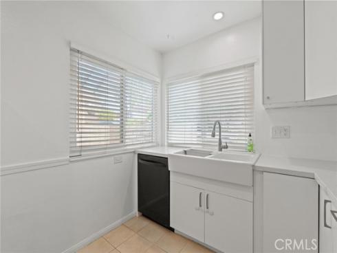 5466 E Willow Woods  A  Lane, Anaheim, CA