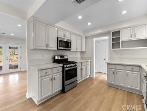 1537 W Harriet , Anaheim, CA