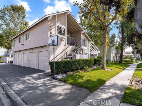 1760 N Oak Knoll  B , Anaheim, CA