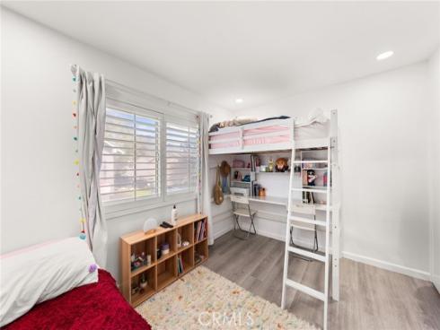 1760 N Oak Knoll  B , Anaheim, CA