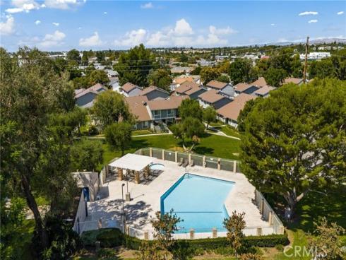 1760 N Oak Knoll  B , Anaheim, CA