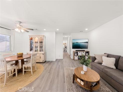 1760 N Oak Knoll  B , Anaheim, CA