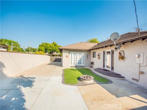 1415 E South , Anaheim, CA