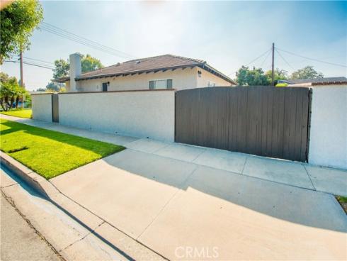 1415 E South , Anaheim, CA