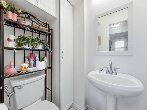 1800 W Gramercy  33 , Anaheim, CA