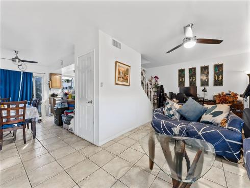 1800 W Gramercy  33 , Anaheim, CA